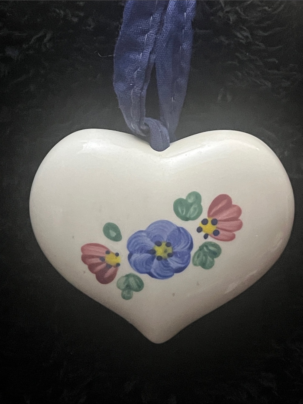 White Heart Ceramic Hanging Ornament with Hand-Painted Floral Design W501